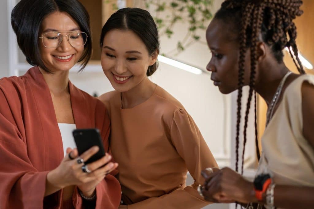Is long service payment mandatory in Hong Kong