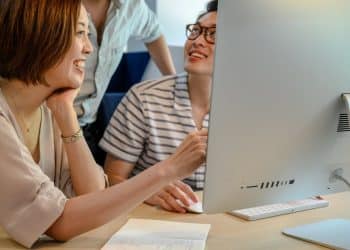 income tax in hong kong